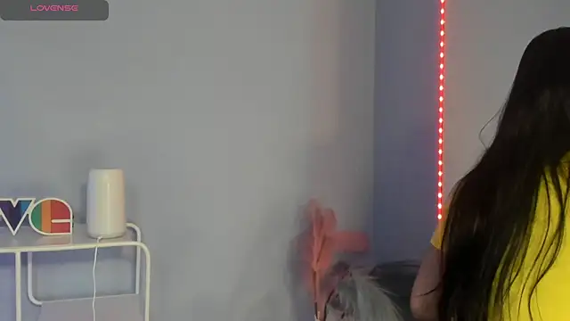 Rachel Wren online show from July 3, 7:31 pm