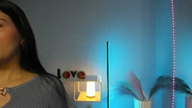 Rachel Wren online show from July 16, 7:53 pm