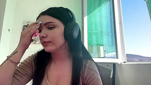 Kateqte online show from March 15, 11:05 am