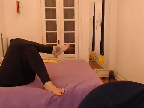 Polyglot Goddess online show from March 19, 8:24 pm