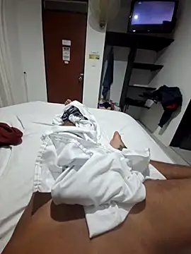 Snapshot of biker257 chatting on March 22, 10:40 am biker257 online show from March 22, 10:40 am