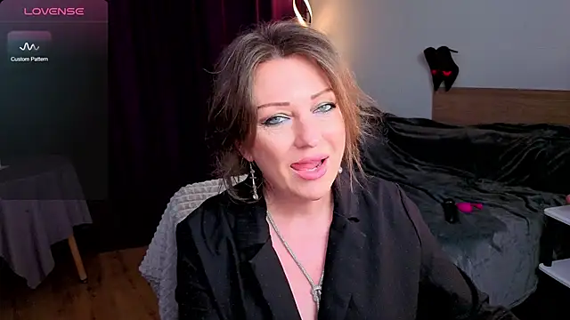 Sirena Fly online show from May 2, 6:24 pm