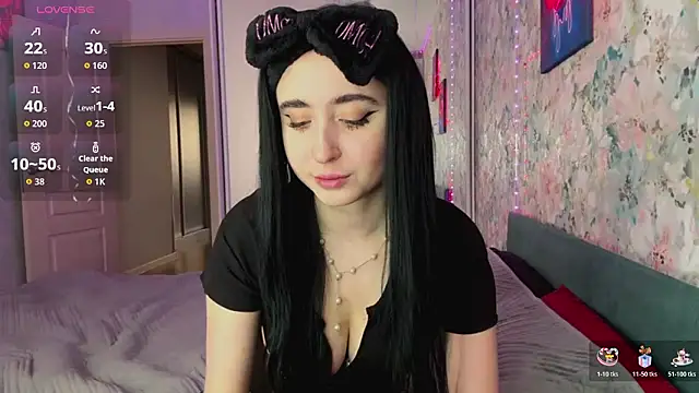 LizzyMooore online show from March 18, 11:13 am