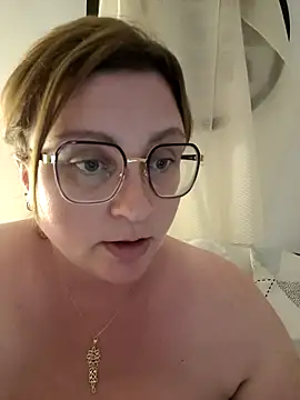 Snapshot of duotroublant chatting on May 29, 9:57 pm duotroublant online show from May 29, 9:57 pm