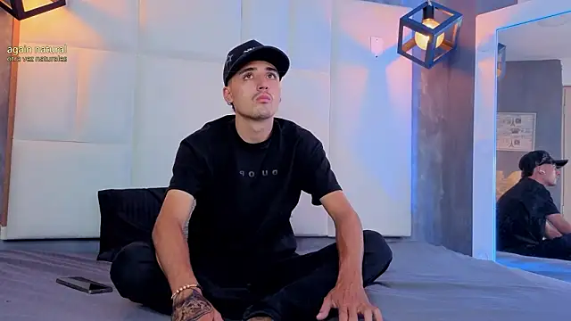 Hadrian Torres online show from March 17, 1:03 pm