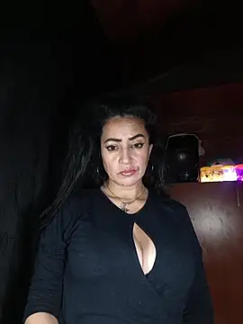 Snapshot of Alexandrina chatting on December 17, 4:51 am Alexandrina online show from December 17, 4:51 am