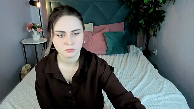 NoraLumi online show from March 15, 8:37 pm