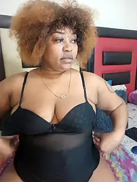 Snapshot of ShavePussyFatAssxx chatting on July 23, 10:40 pm ShavePussyFatAssxx online show from July 23, 10:40 pm