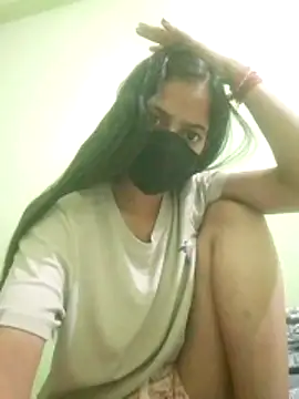 nidhiyadav00 online show from April 27, 6:39 pm