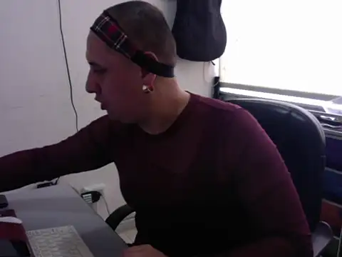 Snapshot of dayanadavid chatting on May 19, 3:29 pm dayanadavid online show from May 19, 3:29 pm