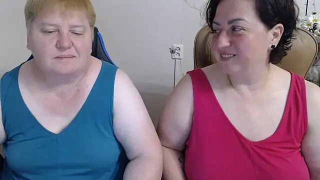 Lindy-Jeanie online show from June 26, 6:45 pm