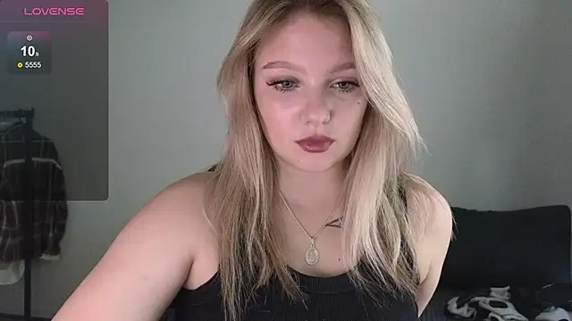 bettyloveu online show from July 1, 11:01 am