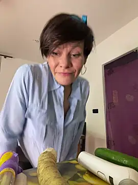 Snapshot of DtPORNBITCH chatting on April 8, 12:32 am DtPORNBITCH online show from April 8, 12:32 am