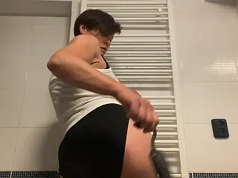 Snapshot of DtPORNBITCH chatting on June 3, 11:32 pm DtPORNBITCH online show from June 3, 11:32 pm