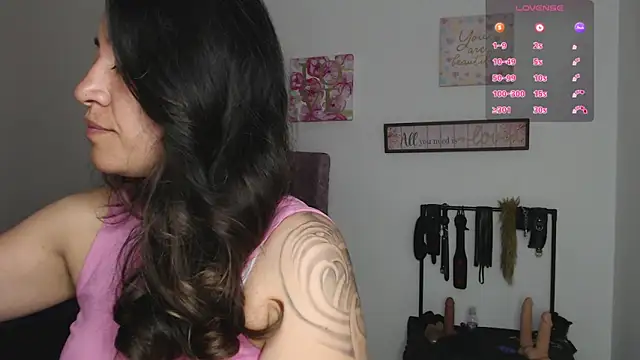violeta scott online show from June 10, 11:42 am