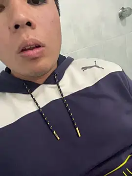 DanielZz69 online show from March 17, 10:57 pm