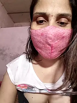 Your Izlaa online show from March 15, 1:06 pm