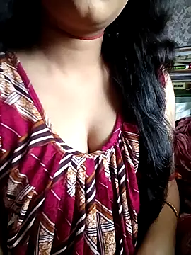 tina2005 online show from March 17, 10:40 am