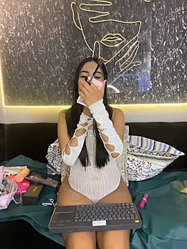 Snapshot of Gretel_Streit chatting on June 6, 3:44 am Gretel Streit online show from June 6, 3:44 am