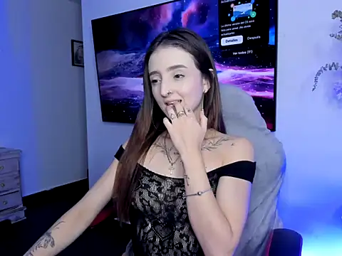 Lilyt Cooper online show from April 29, 10:08 am
