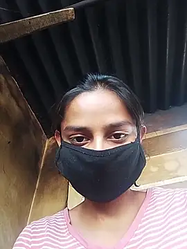 hot girl pooja online show from March 18, 8:06 am