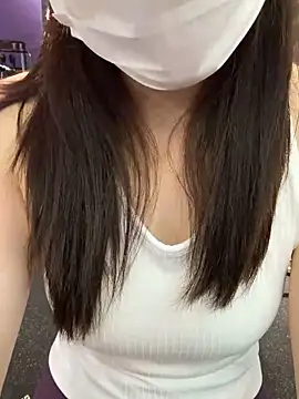 Snapshot of zhizhibaobei chatting on June 11, 12:32 am zhizhibaobei online show from June 11, 12:32 am