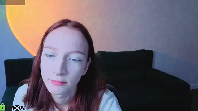 Naomiya-Lee online show from March 17, 9:34 am