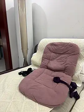Snapshot of tiantian_niu chatting on June 6, 1:05 pm tiantian niu online show from June 6, 1:05 pm