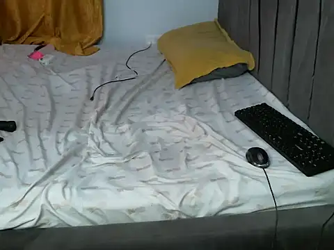 Riri2550 online show from March 17, 10:40 am