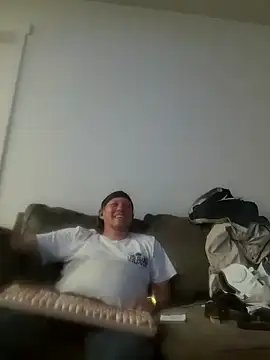 Snapshot of yourMasterisBored chatting on May 24, 2:49 am yourMasterisBored online show from May 24, 2:49 am