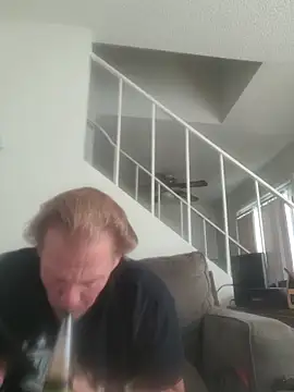 Snapshot of yourMasterisBored chatting on June 15, 4:09 pm yourMasterisBored online show from June 15, 4:09 pm