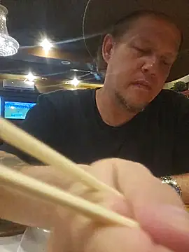 Snapshot of yourMasterisBored chatting on June 25, 8:13 pm yourMasterisBored online show from June 25, 8:13 pm