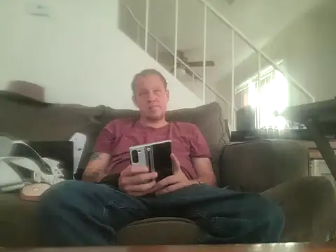 Snapshot of yourMasterisBored chatting on July 6, 1:41 pm yourMasterisBored online show from July 6, 1:41 pm