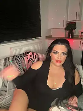 Laurenlaceyx online show from March 19, 10:47 pm