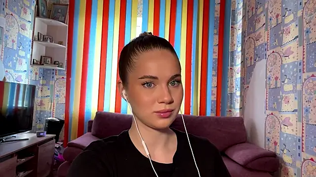 Miss Blessnyth online show from June 16, 4:15 am