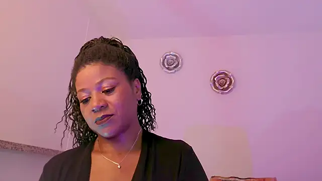 KeisySmith online show from May 6, 7:52 pm