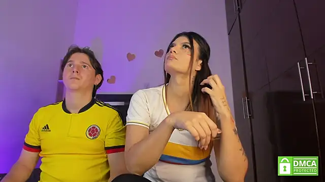 Mariana and Ronny online show from July 7, 8:57 pm