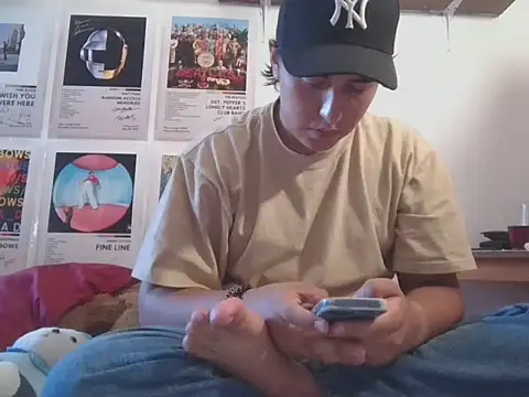Snapshot of amartinezszz chatting on May 24, 12:15 am amartinezszz online show from May 24, 12:15 am