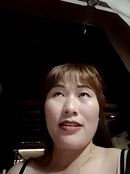 Snapshot of Lucxy-ki6 chatting on May 11, 1:33 am Lucxy-ki6 online show from May 11, 1:33 am