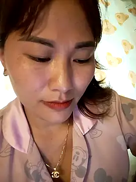 Snapshot of Lucxy-ki6 chatting on May 28, 12:08 am Lucxy-ki6 online show from May 28, 12:08 am