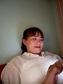 Snapshot of Lucxy-ki6 chatting on June 1, 1:13 pm Lucxy-ki6 online show from June 1, 1:13 pm