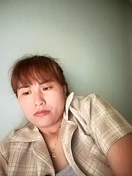 Snapshot of Lucxy-ki6 chatting on June 13, 4:21 am Lucxy-ki6 online show from June 13, 4:21 am