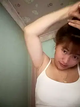 Snapshot of Lucxy-ki6 chatting on June 14, 2:24 am Lucxy-ki6 online show from June 14, 2:24 am