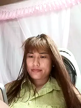 Snapshot of Lucxy-ki6 chatting on June 16, 1:25 pm Lucxy-ki6 online show from June 16, 1:25 pm