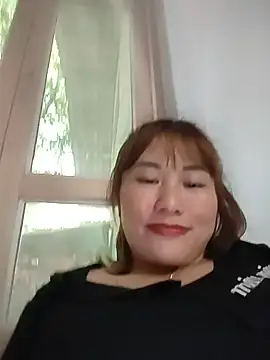Snapshot of Lucxy-ki6 chatting on June 22, 5:04 am Lucxy-ki6 online show from June 22, 5:04 am