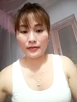 Snapshot of Lucxy-ki6 chatting on June 24, 1:21 pm Lucxy-ki6 online show from June 24, 1:21 pm