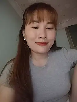 Snapshot of Lucxy-ki6 chatting on July 16, 2:01 pm Lucxy-ki6 online show from July 16, 2:01 pm