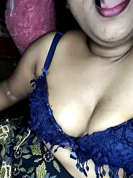 hotmiki online show from May 2, 5:29 pm