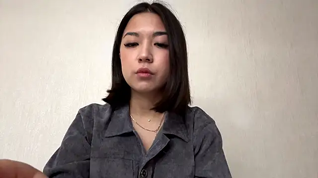 ValentCore online show from March 16, 4:11 pm