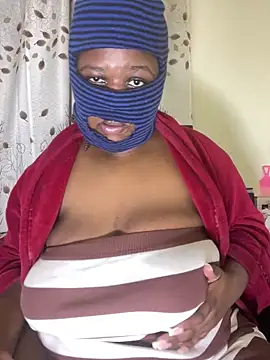 NaughtyGirl0000 online show from May 20, 6:52 am